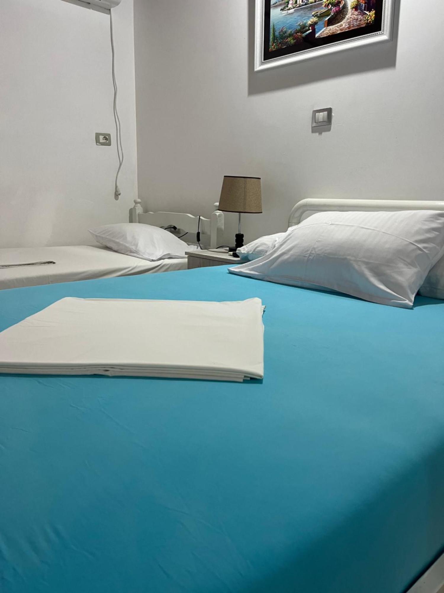 Portokali Hotell Himare